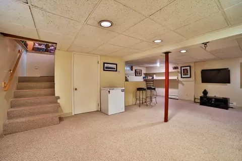 35 Phelps St, Easthampton, MA 01027 photo 25