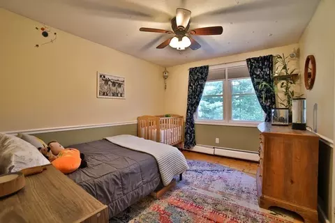 35 Phelps St, Easthampton, MA 01027 photo 23