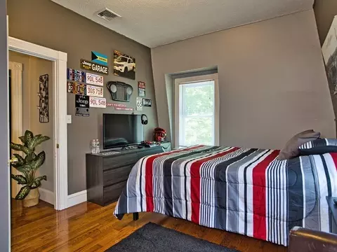 318 Belmont St, Fall River, MA 02720 photo 28