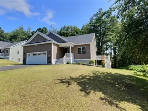 77 Swan Ave, Fitchburg, MA 01420