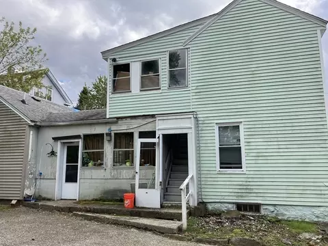 47 Lake St, Webster, MA 01570 photo 2