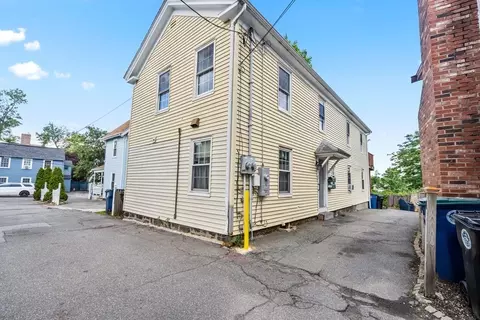 3 Lemon Street Ct, Salem, MA 01970