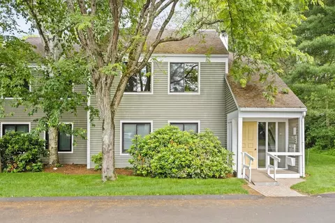 31 Concord Greene #6, Concord, MA 01742