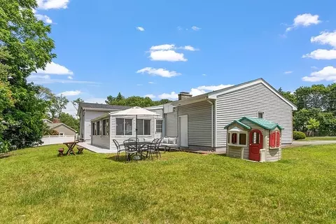 382 Charles St, Reading, MA 01867 photo 41