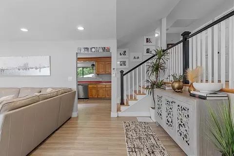 382 Charles St, Reading, MA 01867 photo 4