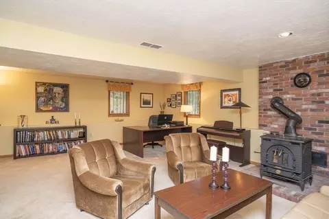 1 Flintlocke Ln, Canton, MA 02021 photo 28