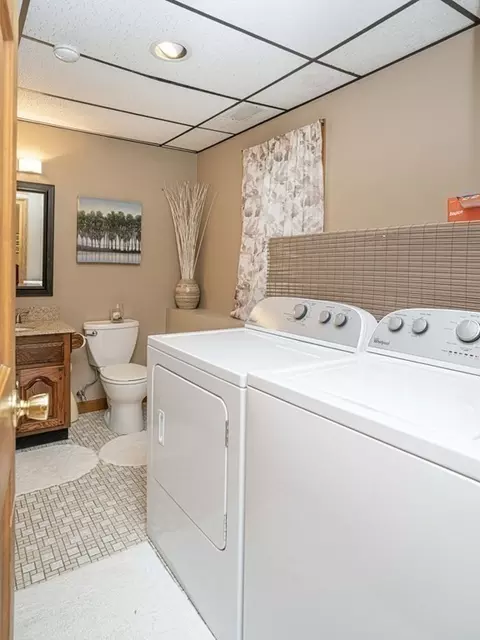 1 Flintlocke Ln, Canton, MA 02021 photo 32