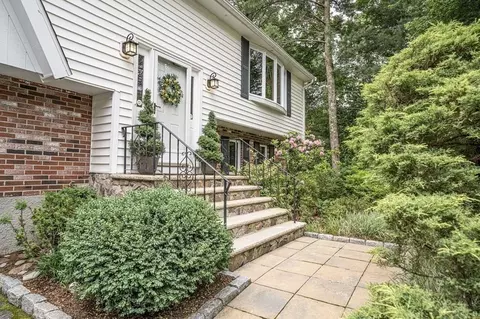 1 Flintlocke Ln, Canton, MA 02021 photo 33
