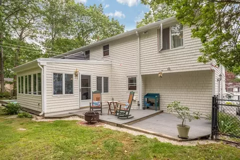 17 Ryan Rd, Gloucester, MA 01930 photo 3