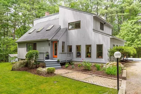 309 Littleton Rd, Harvard, MA 01451