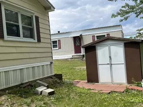 35 First Ave, Westfield, MA 01085 photo 5
