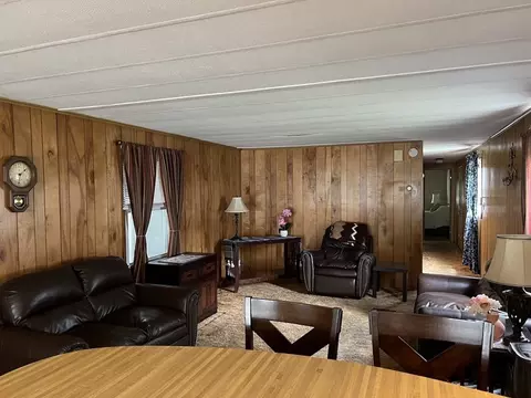 35 First Ave, Westfield, MA 01085 photo 12