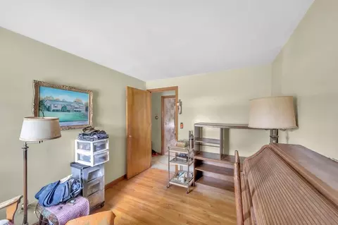 85 Barbara St, Chicopee, MA 01020 photo 14