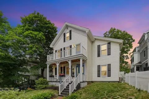 34 Laurel St, Somerville, MA 02143