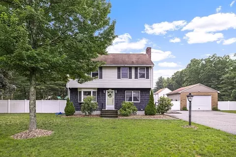 239 Foster Rd, Tewksbury, MA 01876