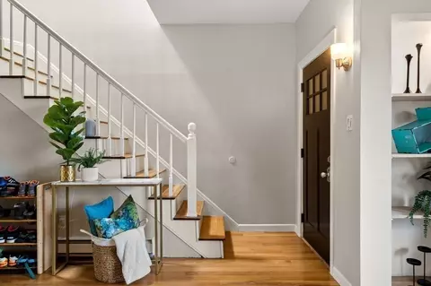 313 Eagle St, Boston, MA 02128 photo 10