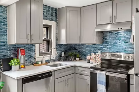 313 Eagle St, Boston, MA 02128 photo 3