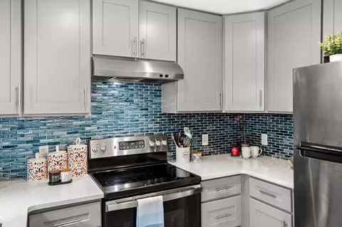 313 Eagle St, Boston, MA 02128 photo 5