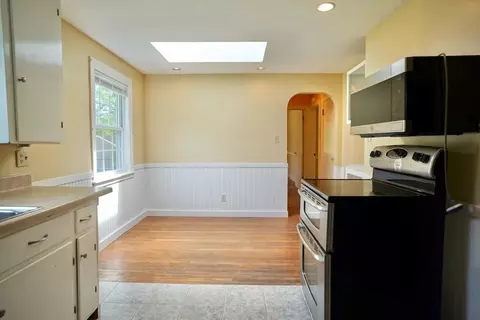 3 Richards Rd, Beverly, MA 01915 photo 11