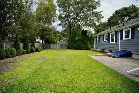 3 Richards Rd, Beverly, MA 01915 photo 3