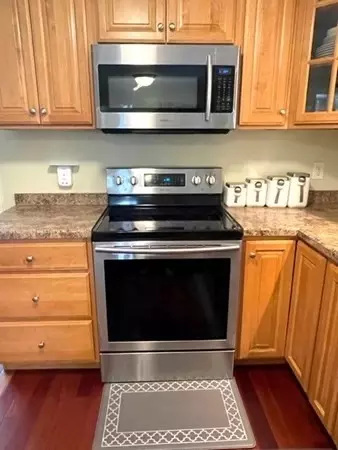 21 Colonial Dr, Mendon, MA 01756 photo 13