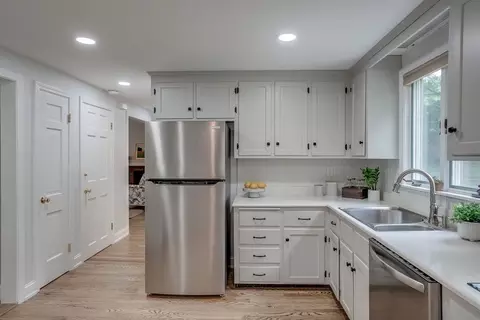 11 Avalon Rd, Reading, MA 01867 photo 14