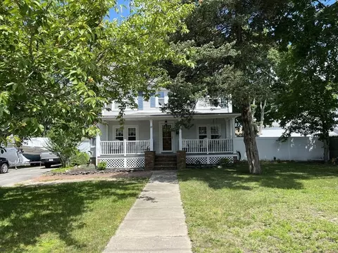 11 Chapel St, Wareham, MA 02571 photo 2