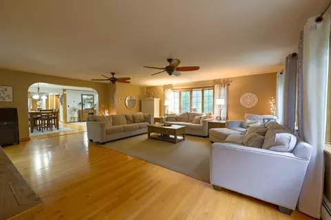 15 Vinton Rd, Sturbridge, MA 01566 photo 12
