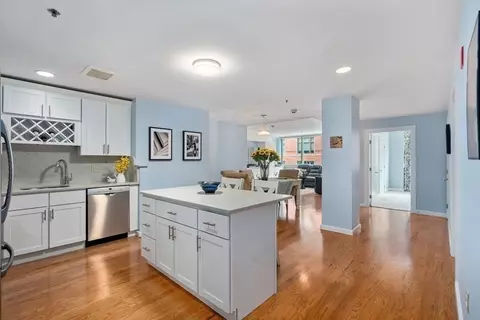 234 Causeway #701, Boston, MA 02114