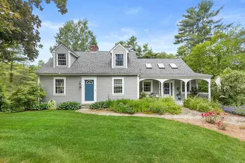24 Heather Ln, Walpole, MA 02081