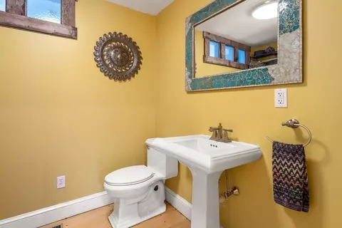 24 Heather Ln, Walpole, MA 02081 photo 19