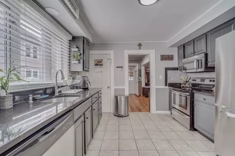 63 Eleanor Rd, Springfield, MA 01108 photo 17