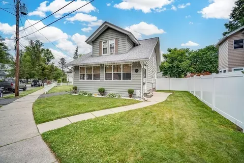 63 Eleanor Rd, Springfield, MA 01108 photo 3