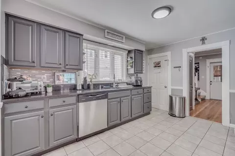 63 Eleanor Rd, Springfield, MA 01108 photo 15