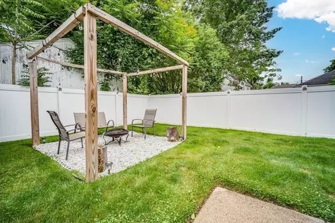 63 Eleanor Rd, Springfield, MA 01108 photo 27