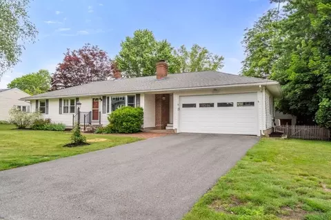 54 Davis St, North Andover, MA 01845