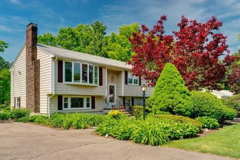 34 Charles Dr, Canton, MA 02021