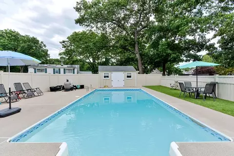 14 Crestlan Dr, Worcester, MA 01604 photo 39