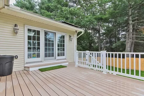 14 Crestlan Dr, Worcester, MA 01604 photo 37