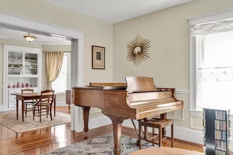 27 Ossipee Rd #1, Somerville, MA 02144 photo 5