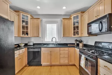 27 Ossipee Rd #1, Somerville, MA 02144 photo 14