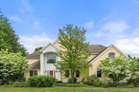28 Taintor Dr, Sudbury, MA 01776