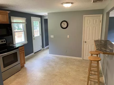 34 Portulaca Dr, Springfield, MA 01129 photo 7