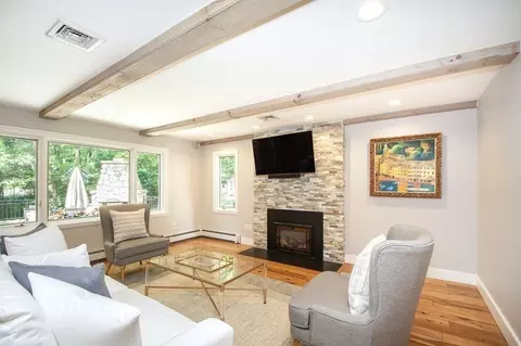 16 Isaac Sprague Dr, Hingham, MA 02043 photo 6