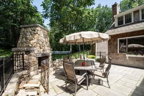 16 Isaac Sprague Dr, Hingham, MA 02043 photo 18