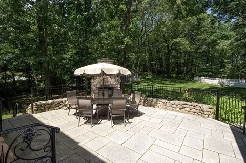 16 Isaac Sprague Dr, Hingham, MA 02043 photo 39