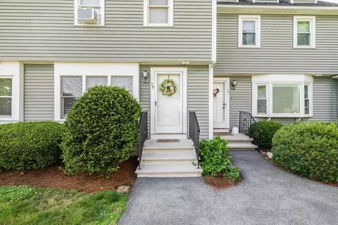 38 Merrimack Meadows Ln #38, Tewksbury, MA 01876