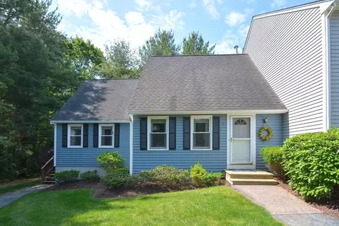 3 Spruce Tree Ln #7, Norton, MA 02766