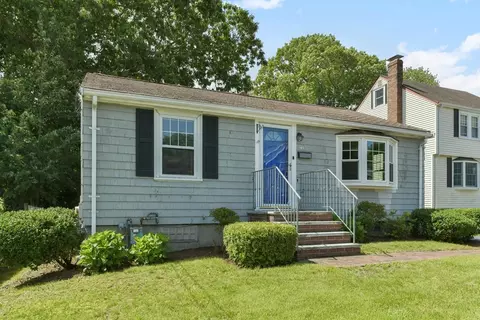 71 Paul St, Dedham, MA 02026 photo 2