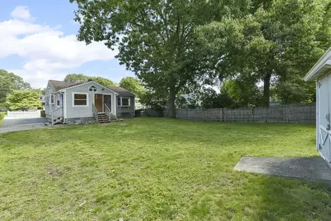 71 Paul St, Dedham, MA 02026 photo 3